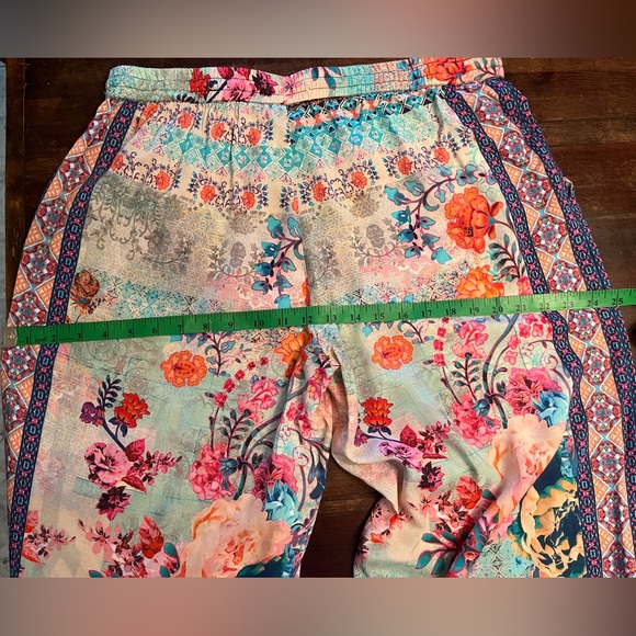 NWT Tolani Collection Rosaleen Wide Leg Floral Print Pants Size Medium - Picture 12 of 15